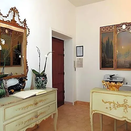 Navona Governo Vecchio Guest House