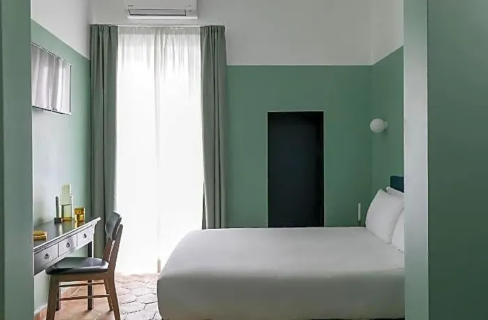 Hotel Navona Governo Vecchio 2*